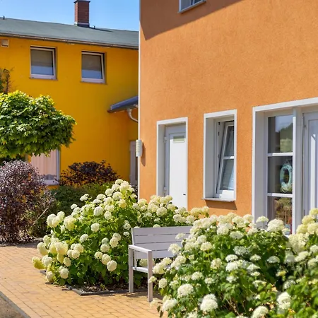 Ferienhaus Koserow 4 Schlafzimmer, 3 Baeder, Sauna Und Kamin Ca 650M Zum Ostseestrand *