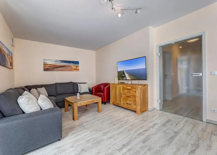 Meinholdstrasse Mit Eigener Sauna, Kamin, 4 Schlafzimmern Ca 500m Vom Ostseestrand